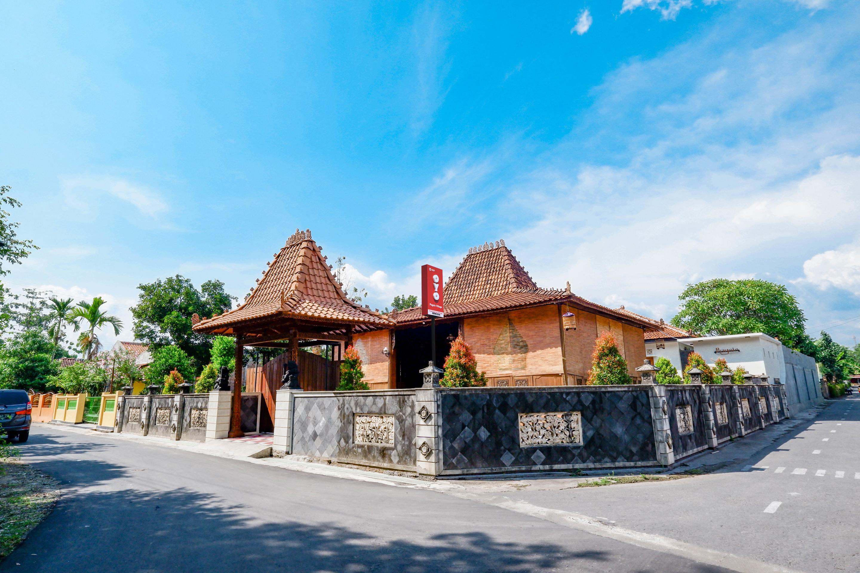 Oyo 2327 Pagsis Village Klaten Exteriér fotografie